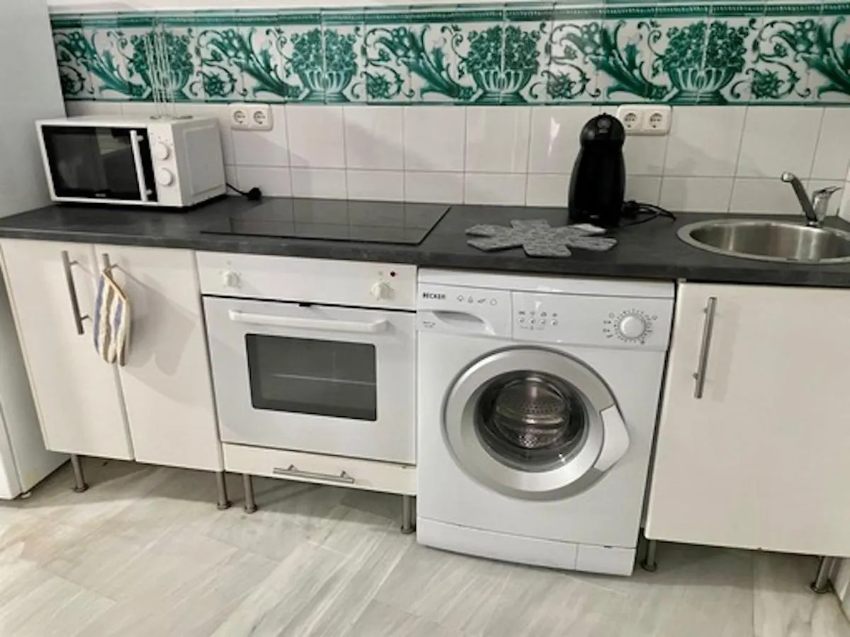 Holidays2Malaga Jinetes Junto Casco Historico & Parking Apartment