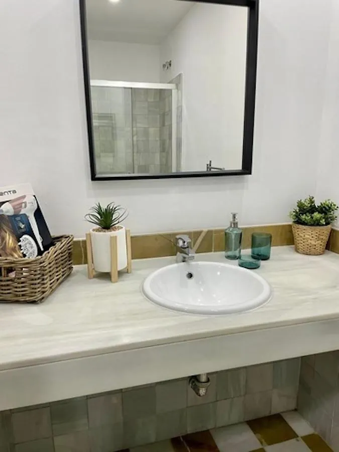 Holidays2Malaga Jinetes Junto Casco Historico & Parking Apartment