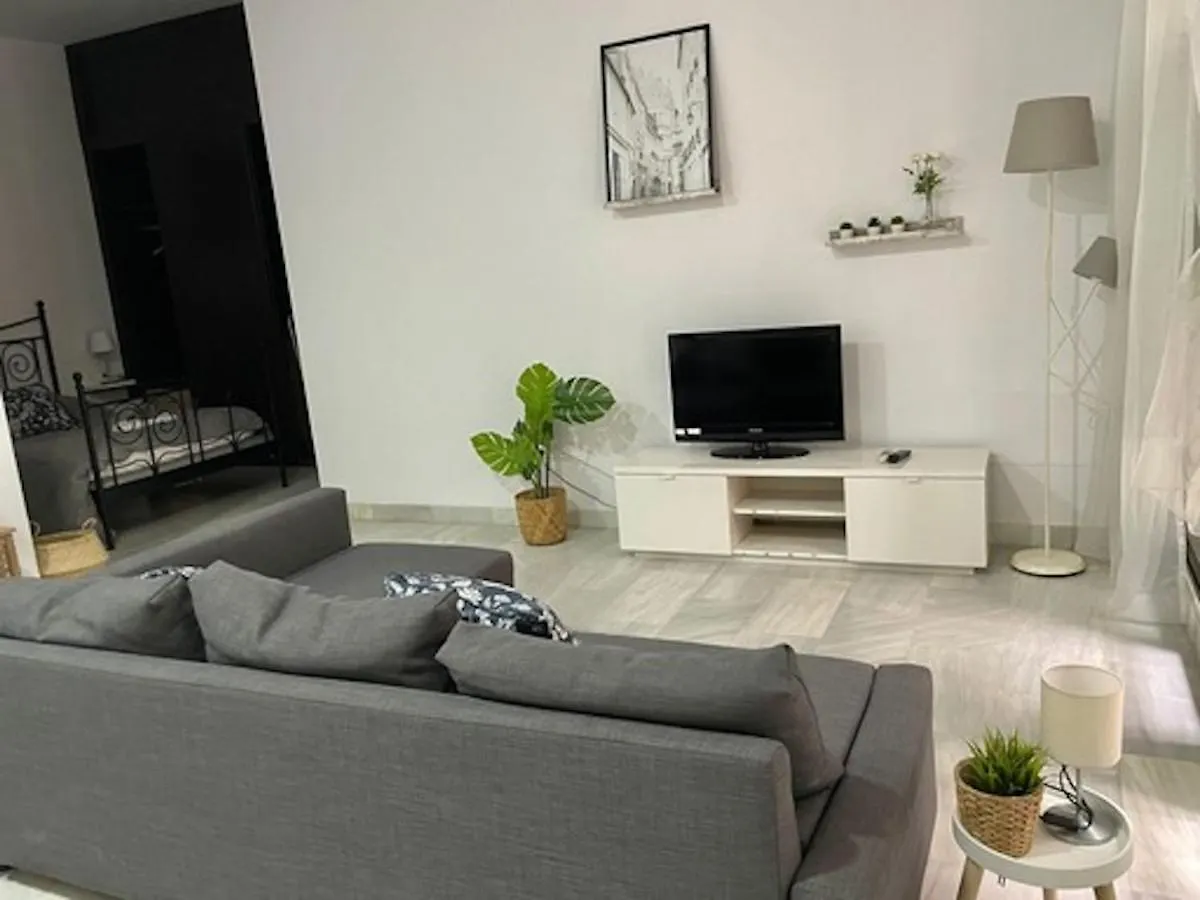 Holidays2Malaga Jinetes Junto Casco Historico & Parking Apartment
